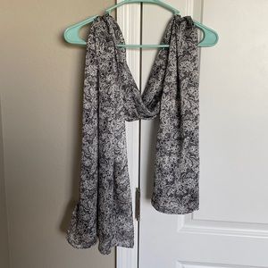 Scarf black and white floral print